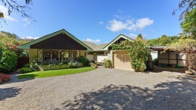14 River Glade, Waikanae, Waikanae