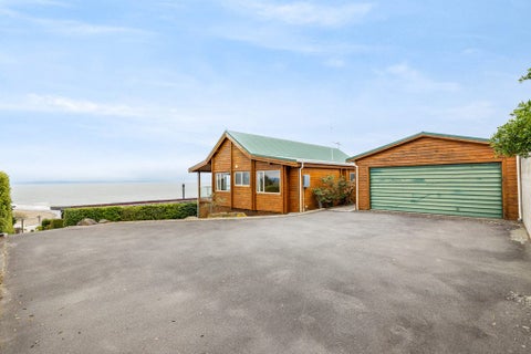 19B Tuawera Terrace, Clifton, Christchurch
