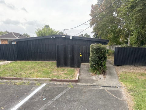 2/17 Glengarry Road, Glen Eden, Auckland