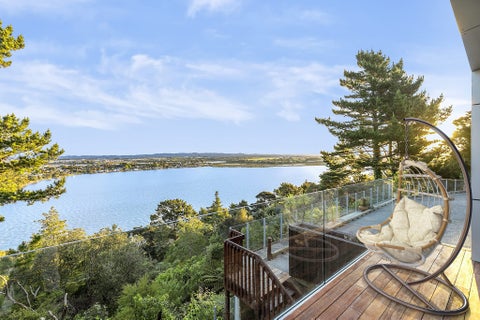 19 Buckleys Track, Paremoremo, Auckland
