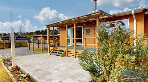 2 Barclay Grove, Hokio Beach, Levin