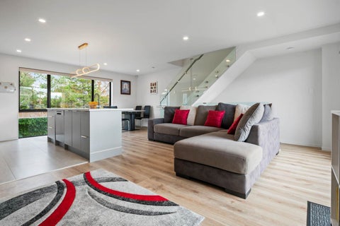 2/66 Bruce Road, Glenfield, Auckland