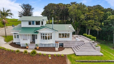 221 Mountain Road, Maungaturoto