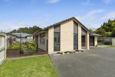 294 Lakes Boulevard, Pyes Pa, Tauranga