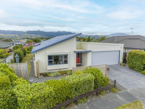 16 San Vito Place, Paraparaumu Beach, Paraparaumu