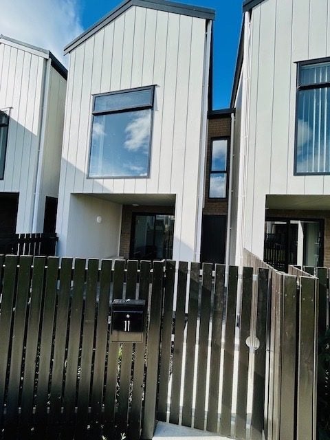 11 Tima Lane, Mangere Bridge, Auckland