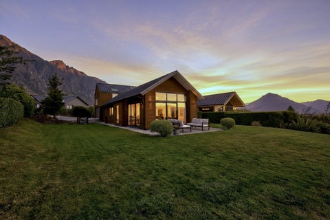 3 Pioneer Court, Jacks Point, Queenstown