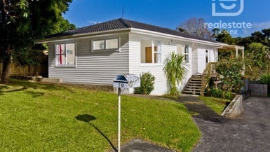 19 Tamahere Drive, Glenfield, Auckland
