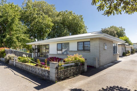 3/33 ISLINGTON PL, TAMATEA, NAPIER