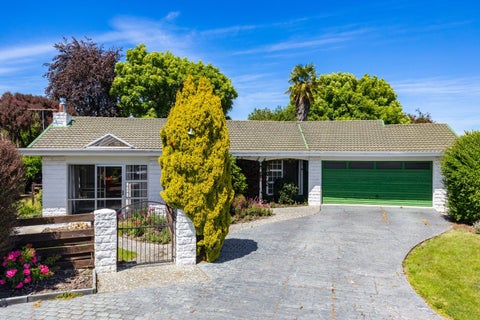 15 Manor Place, Redwoodtown, Blenheim