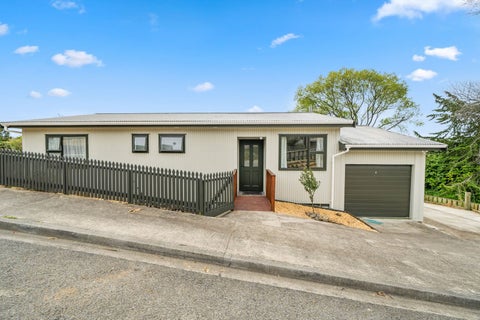 2 Vera Lane, Paraparaumu