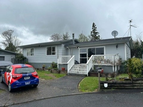 102 Kelly Street, Inglewood, Inglewood