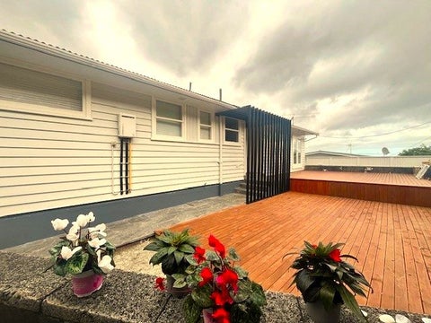 8 Sunshine Crescent, Kelson, Lower Hutt
