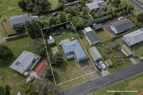 3 Daphne Road, Tairua