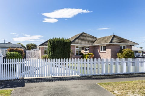 347 Breezes Road, Aranui, Christchurch