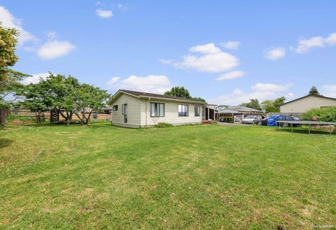 12 Stoll Place, Clendon Park, Auckland