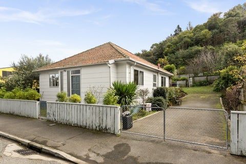 2 Main Street, Hospital Hill, Napier