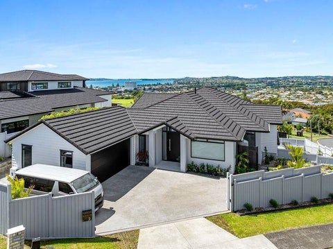 2 Ascot Way, Orewa, Orewa