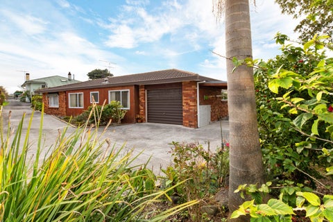 2/9 Akehurst Avenue, New Lynn, Auckland