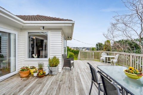 12 Solway Terrace, Bell Block, New Plymouth