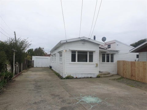94 Clevedon Road, Papakura, Papakura