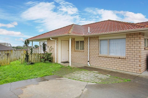 7 Novak Place, Mangere, Auckland