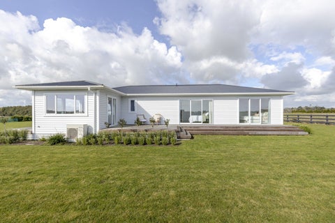 29 Matarikoriko Road, Brixton, Waitara