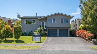 112 Taupo View Road, Taupo
