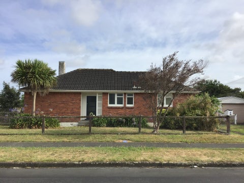 6 Holland Crescent, Bulls