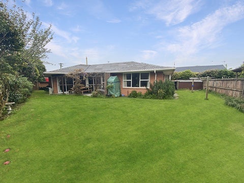 77 Garreg Road, Bryndwr, Christchurch