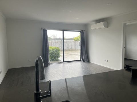 6C Brown Avenue, Carterton