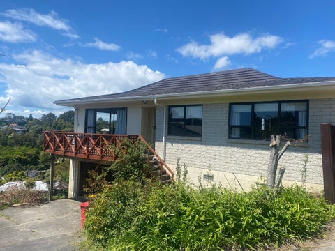 2/108 Arran Road, Browns Bay, Auckland
