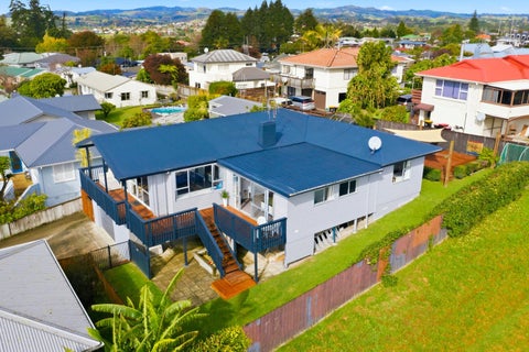 28A ALVERSTOKE ROAD, Parkvale, Parkvale