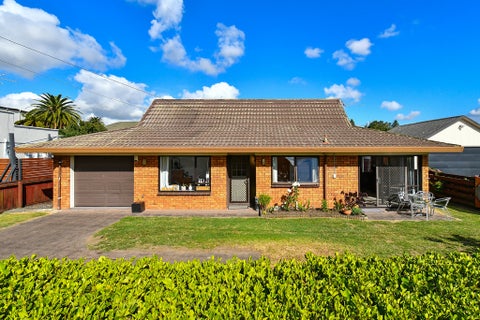 2/4 PRICTOR STREET, Papakura, AUCKLAND
