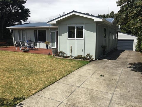 42 William Street, Waikanae Beach, Waikanae