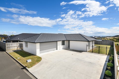 20 Sardinia Grove, Fitzherbert, Palmerston North
