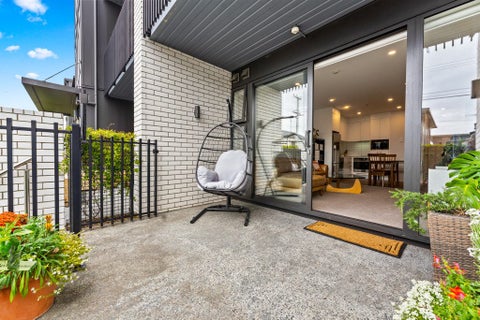 G03/0 Fraser Avenue, Northcote, Auckland