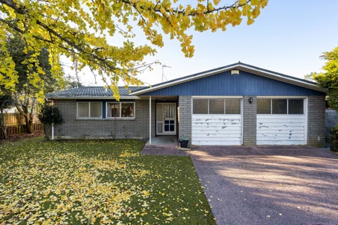 79 Gilbass Avenue, Hamilton Lake, Hamilton