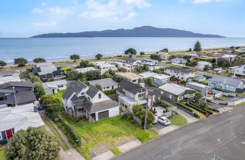 122 Seaview Road, Paraparaumu Beach, Paraparaumu