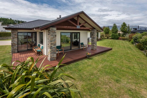 3 Range View Place, Wanaka