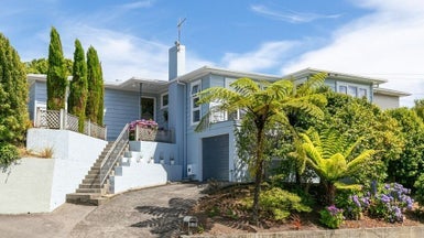 72 Redwood Avenue, Tawa, Wellington