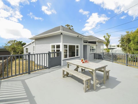 106 Korokoro Road, Korokoro, Lower Hutt