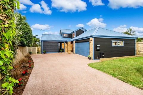 1/397 East Coast Road, Mairangi Bay, Auckland