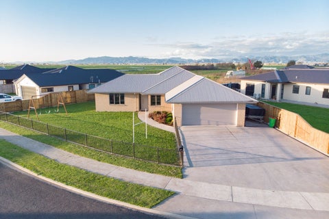 24 McWatters Drive, Ngatea, Ngatea