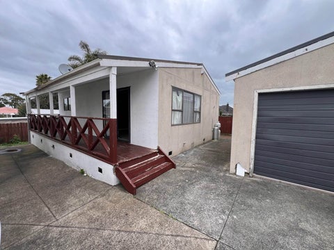 39 Churchill Avenue, Manurewa, Auckland