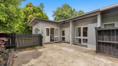 11A Orcades Place, Lynfield, Auckland