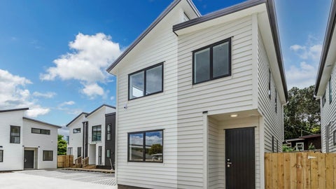 3/58 Sylvan Crescent, Te Atatu South, Auckland
