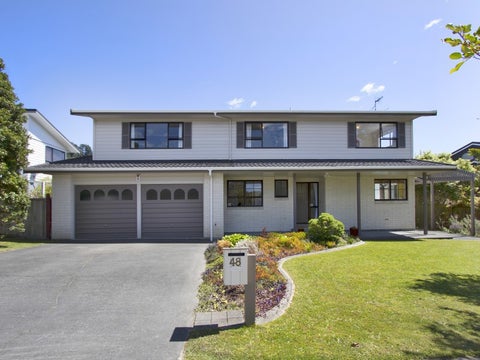 48 Exploration Way, Whitby, Porirua