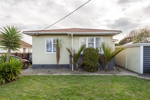 43 Aotaki Street, Otaki