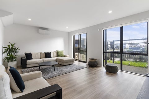 67 Te Aparangi Road, Papakura, Papakura